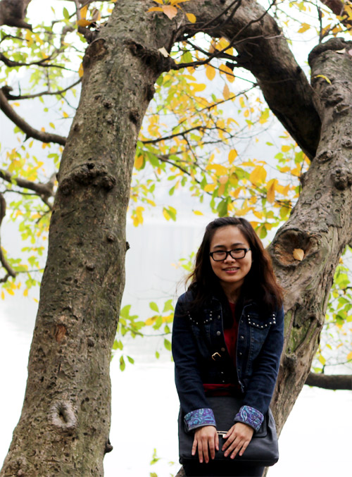 Cảnh đẹp Hồ Gươm: Lộc vừng thay l&aacute;